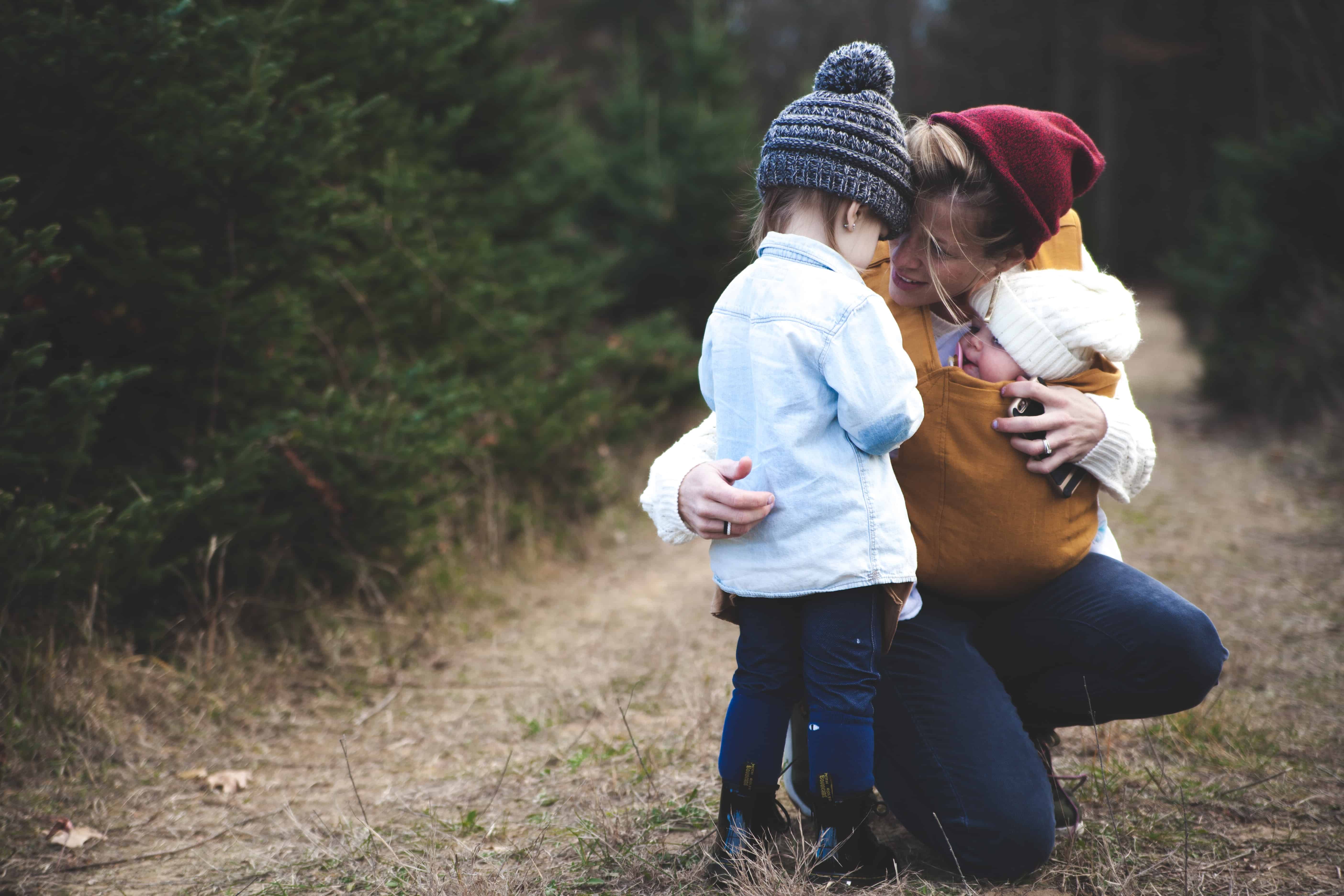 mom and child