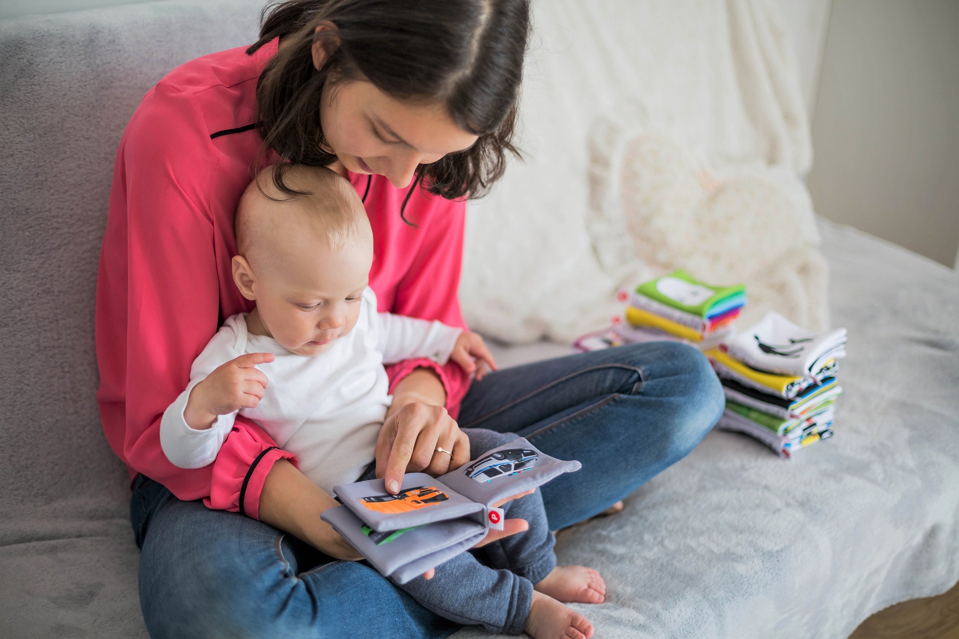 Best Books for Baby Brain Development
