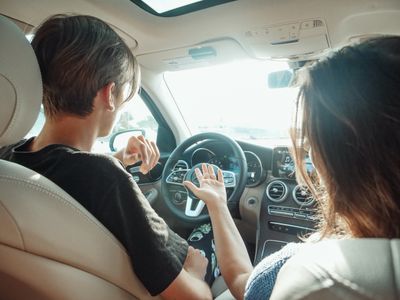 teen driver and mom