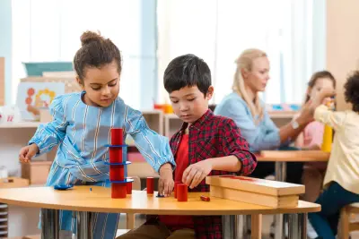 preschoolers playing what to look for in a preschool